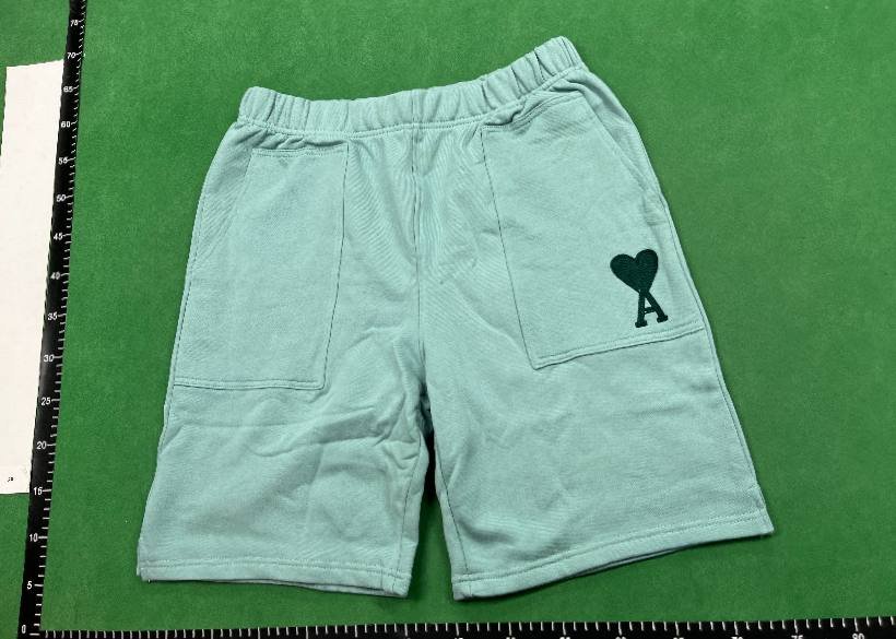 ami Shorts