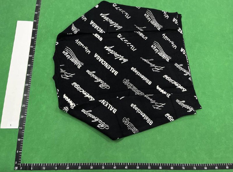BALENCIAGA SWEATER