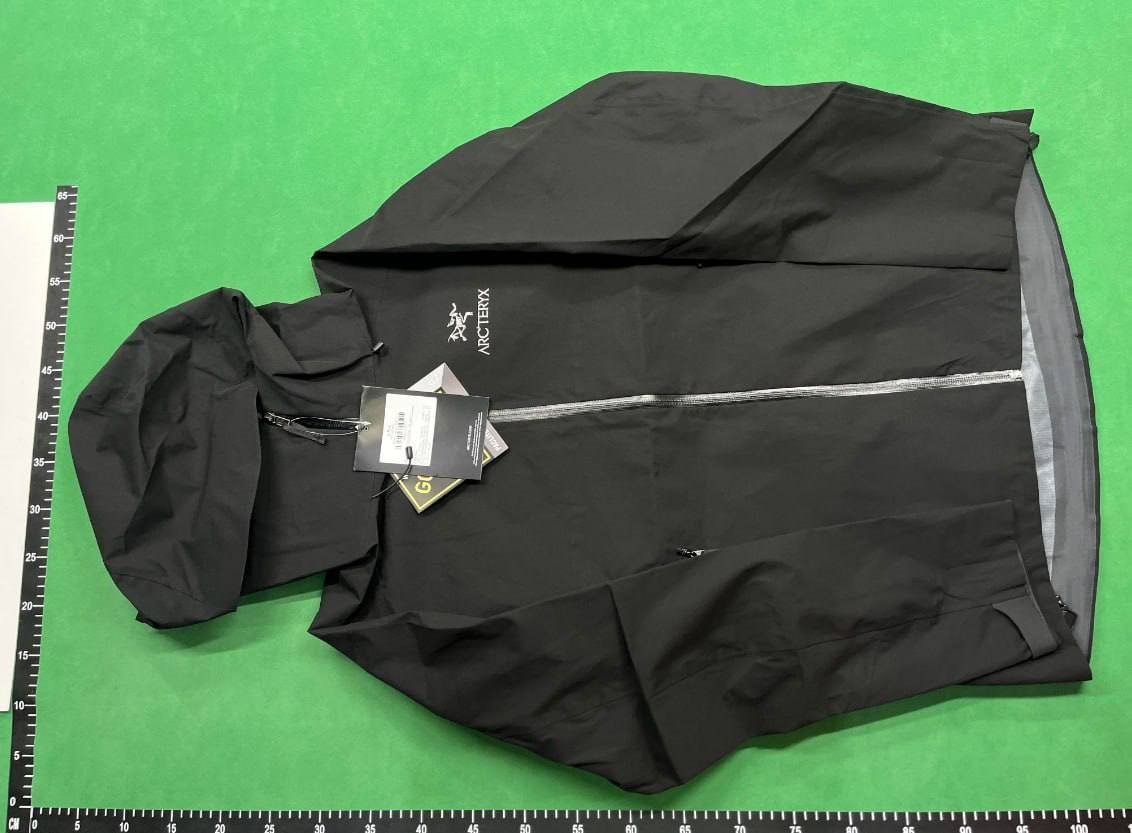 Arc'teryx  jacket