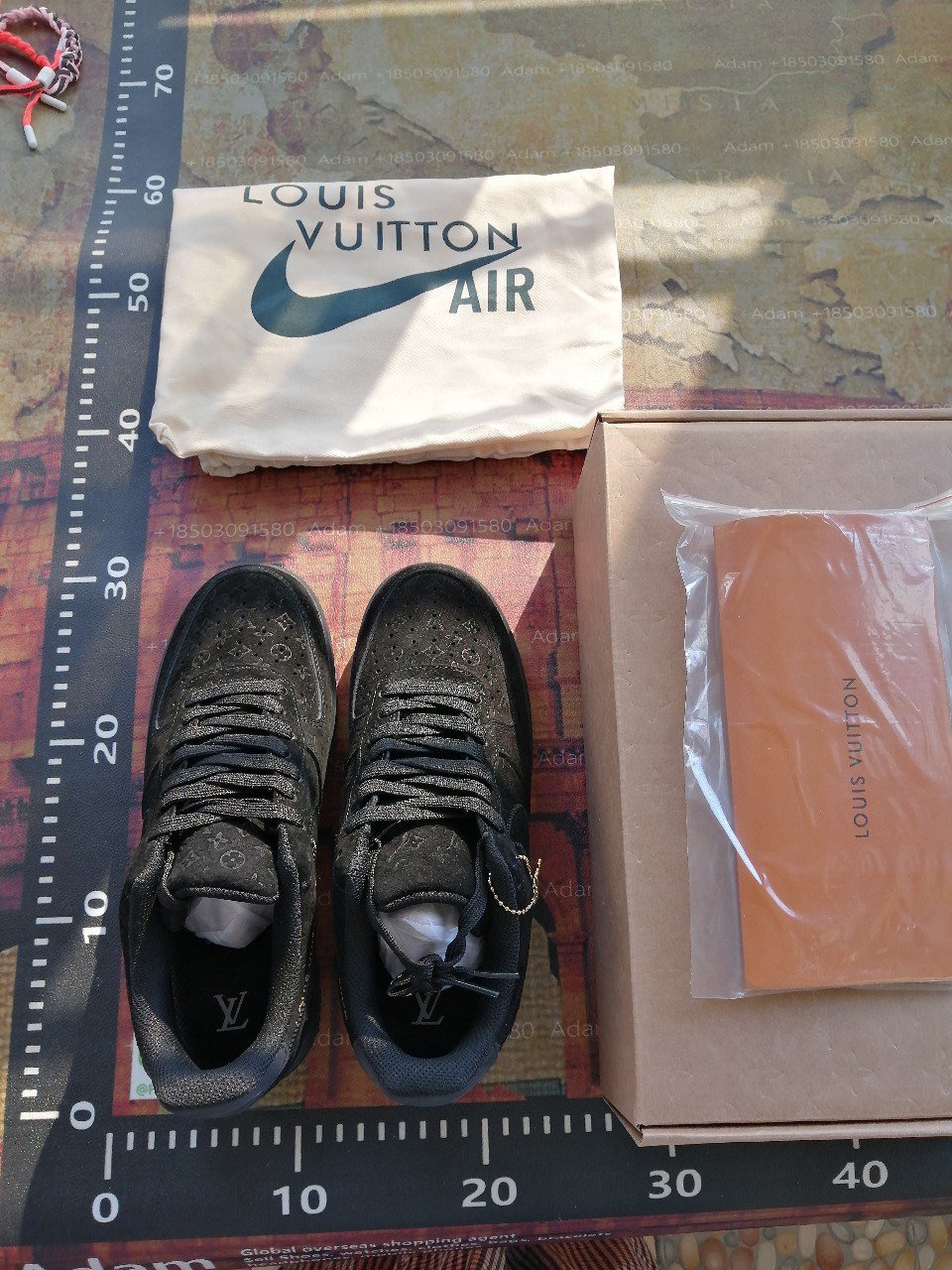 NIKE AIR JORDAN 1 Low