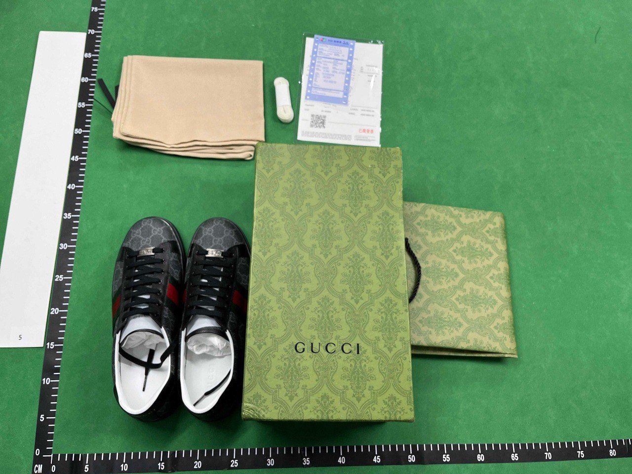 Gucci  Gucci                                                                                                                                                                            