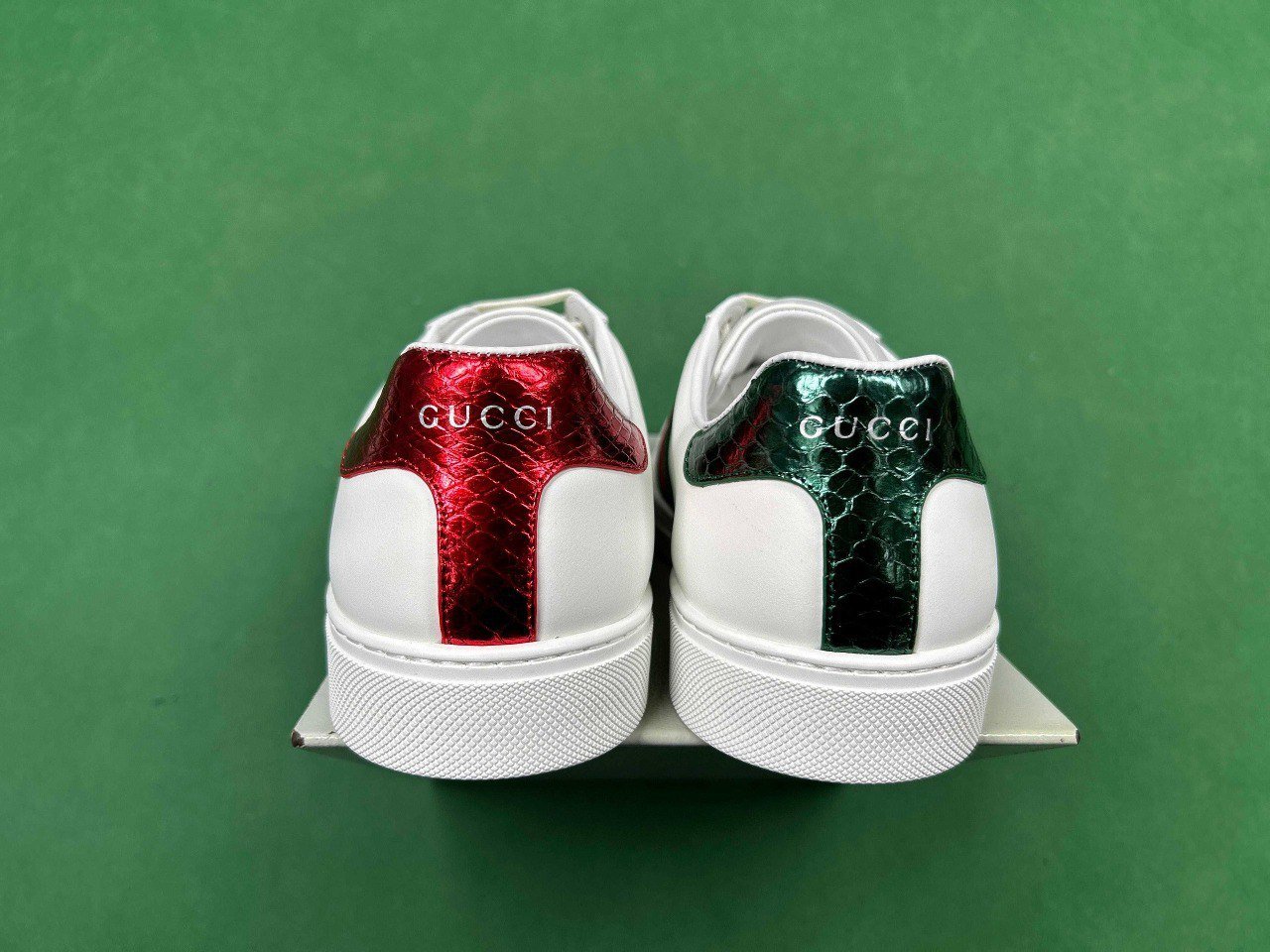 Gucci  Gucci                                                                                                                                                                            