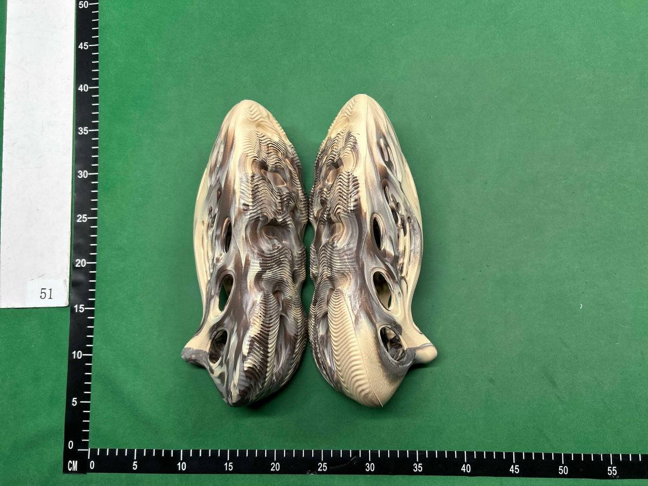 Youth beautiful slippers (non quality problems do not support no reason to return)