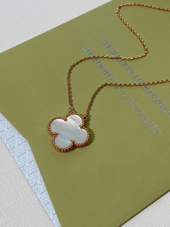 Van Cleef & Arpels four-leaf clover gold wide necklace