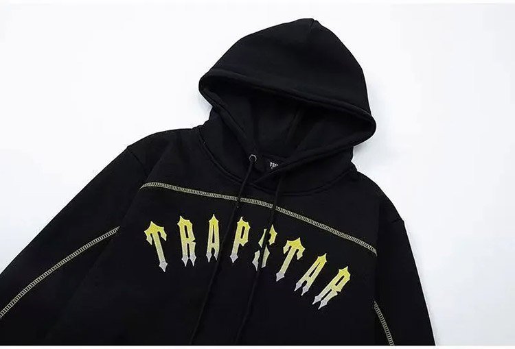 Trapstar gradient letter camouflage hooded casual suit