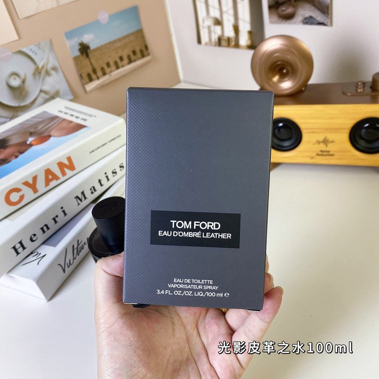 TOMFORD TF 24th Edition Light and Shadow Leather Water Perfume