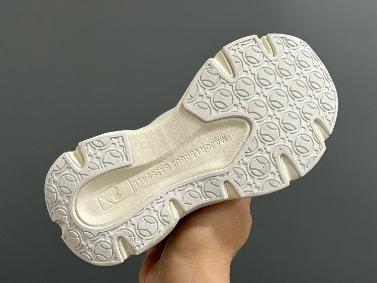 MLB New York Yankees low-top children's non-slip and wear-resistant shoes