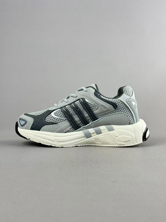 Adidas originals Response CL low-top running shoes for kids