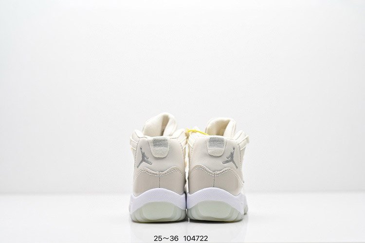 Jordan Air Jordan 11 patent leather mid-top kids' basketball shoe